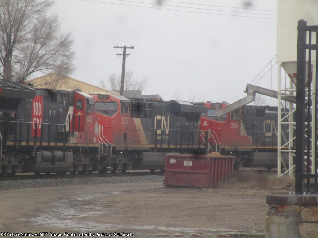 CN 2327